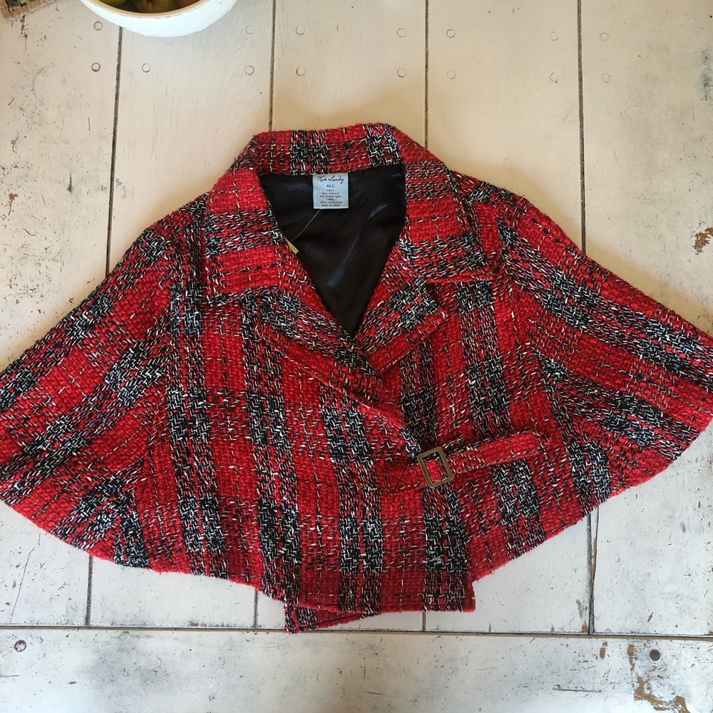 HOLIDAY Plaid Cape One Size